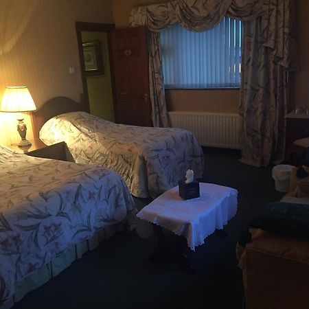 Caldhame House Hotell Crumlin  Eksteriør bilde