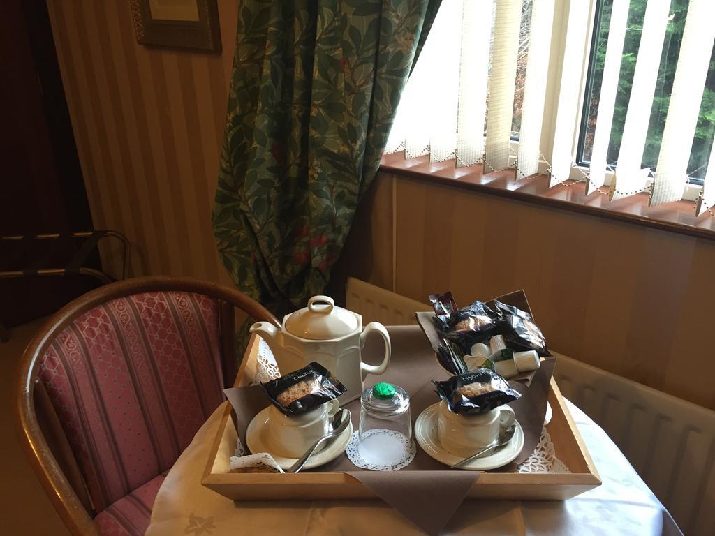 Caldhame House Hotell Crumlin  Eksteriør bilde