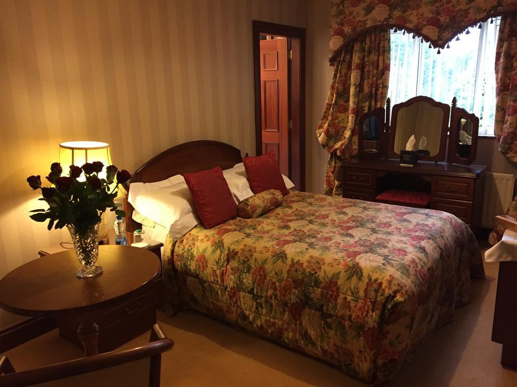 Caldhame House Hotell Crumlin  Eksteriør bilde
